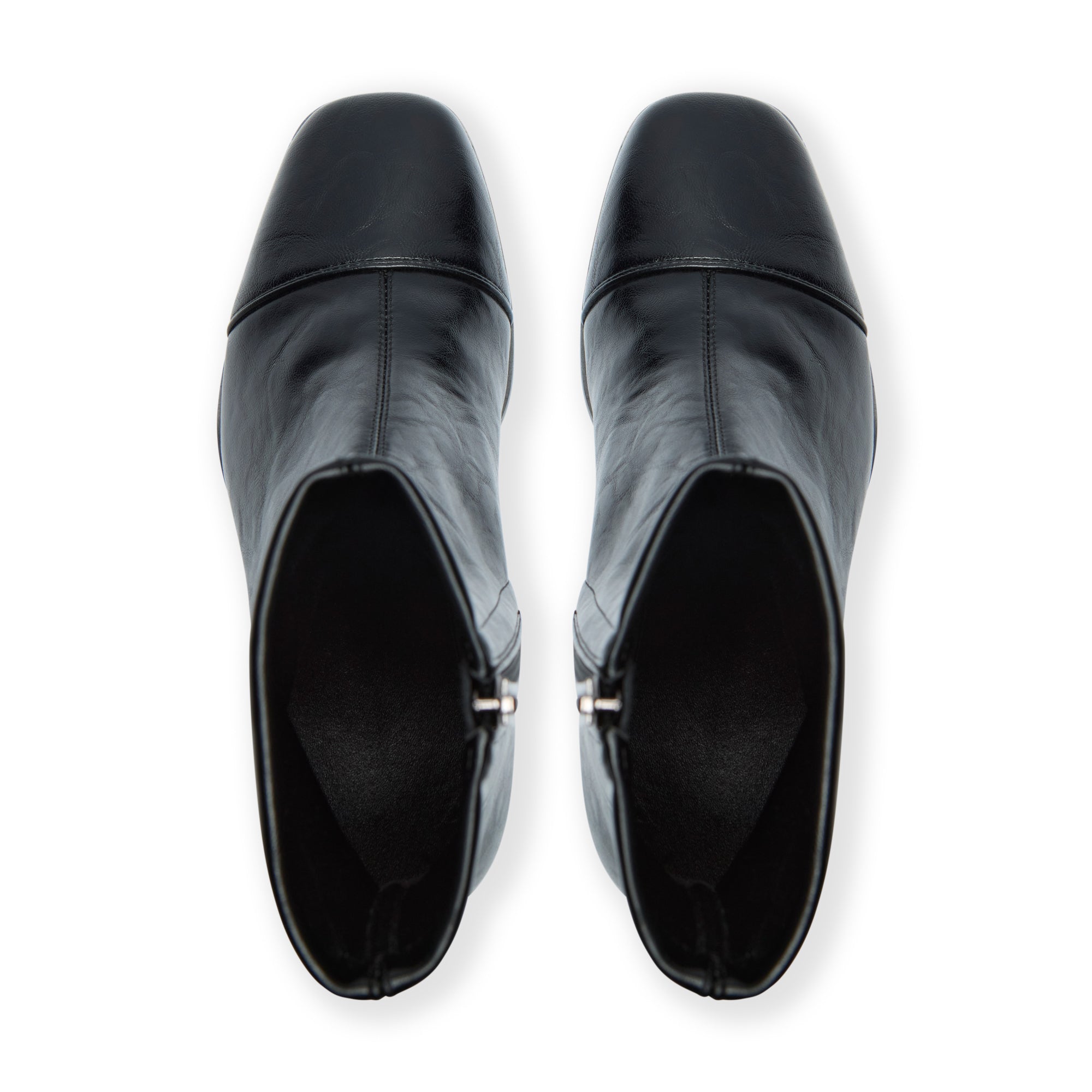 Valeroso Black Leather Ankle Boot