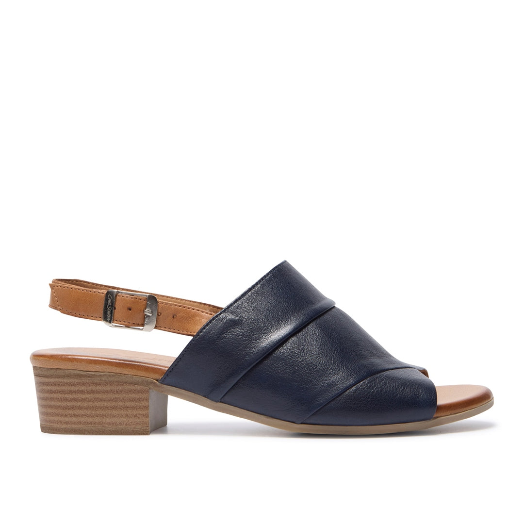 Arriba Tan/Navy Leather Sandals