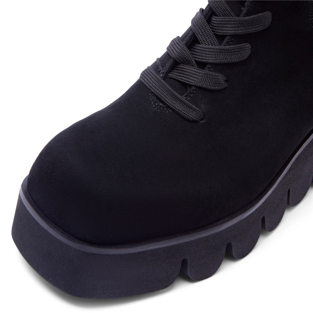 Favara Black Ankle Boots