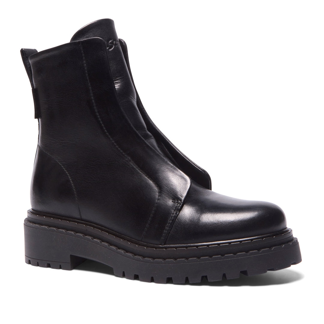 Fiave Black Leather Ankle Boots