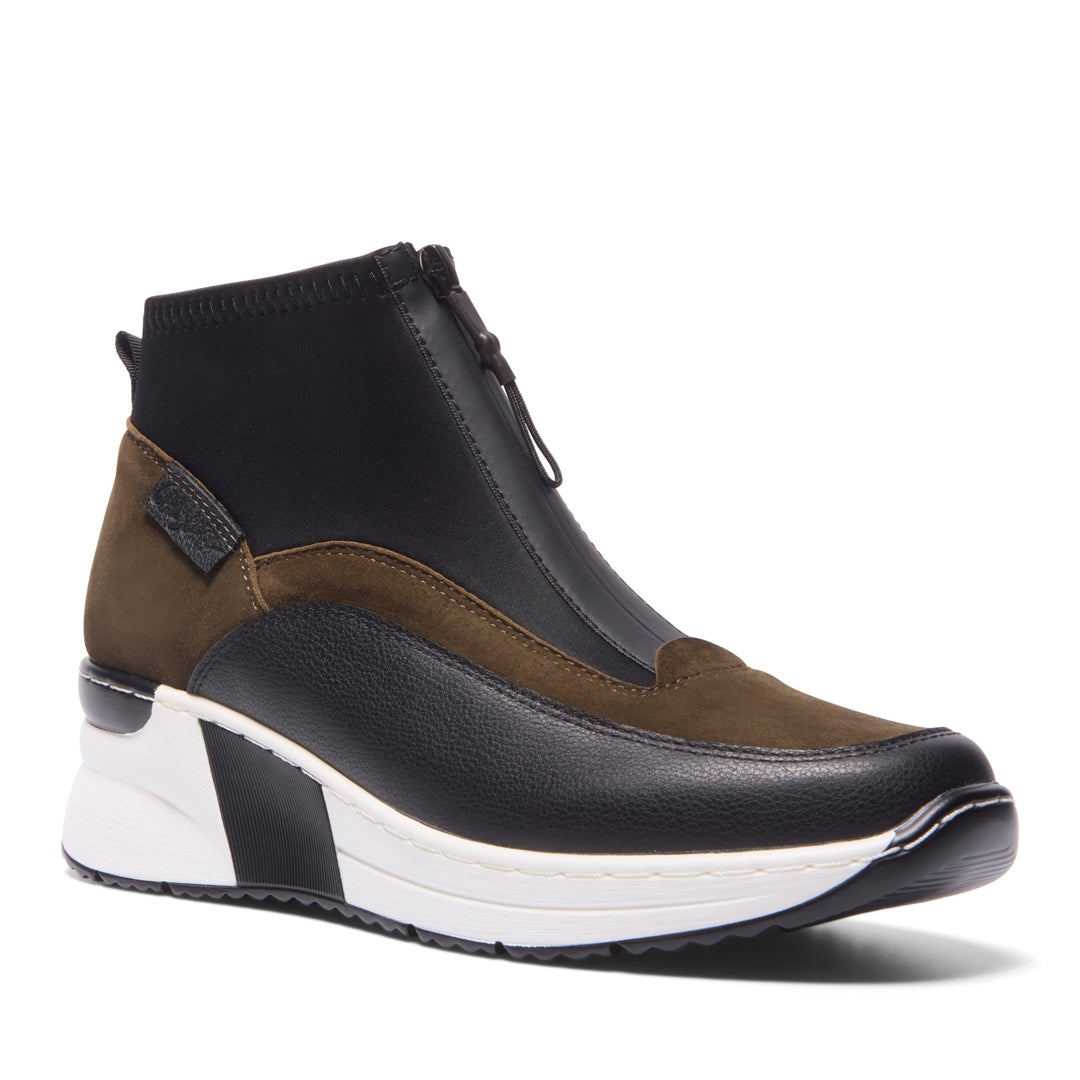 Regale Green Leather Leisure