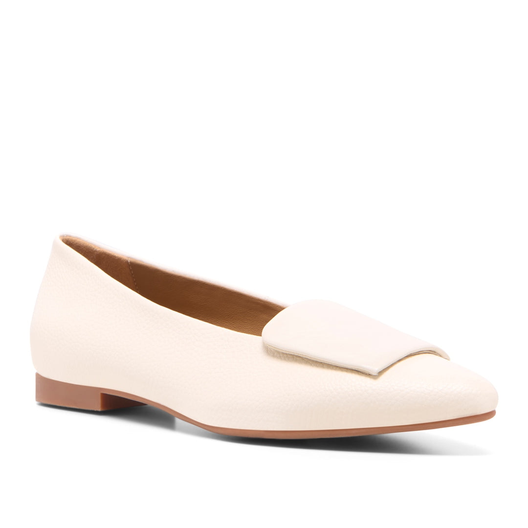 Rechina Off-White Loafers