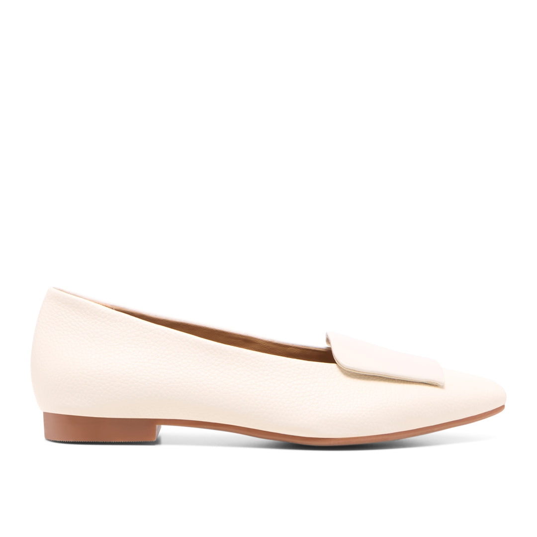Rechina Off-White Loafers