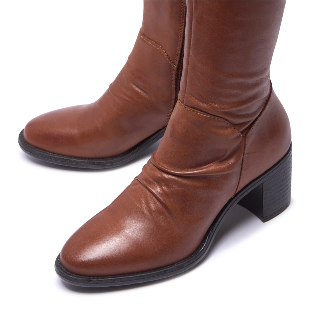 Lodeve Tan Leather Ankle Boots