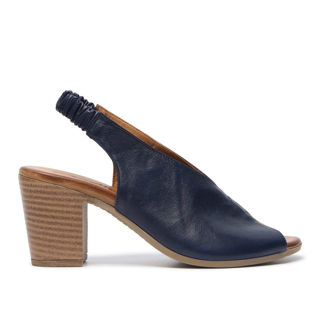 Buttercup Leather Sandals