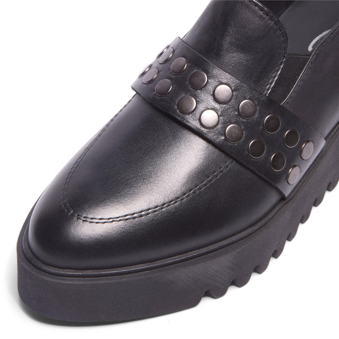 Corlita Black Leather Loafers