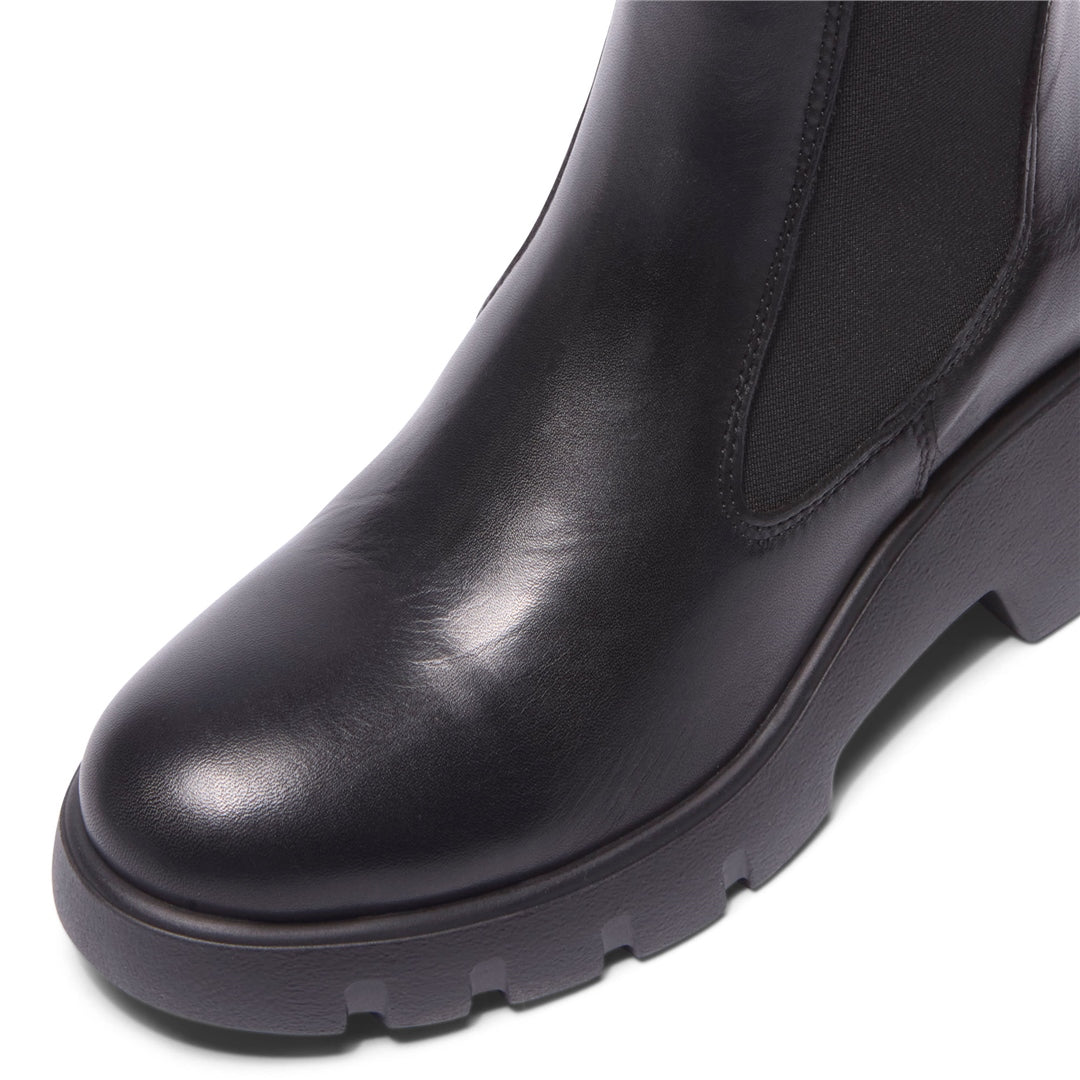 Cusago Black Leather Ankle Boots