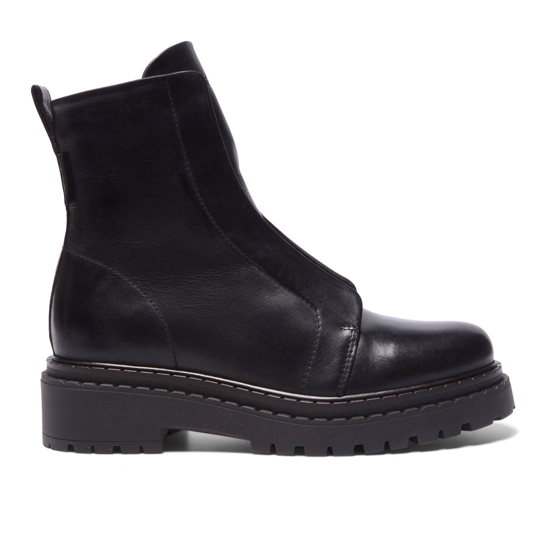 Fiave Black Leather Ankle Boots