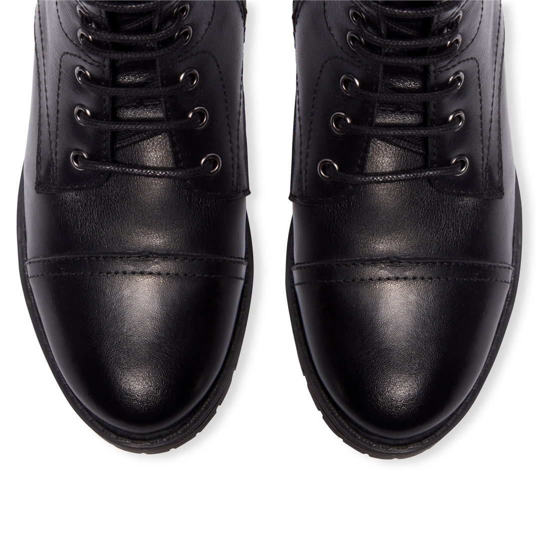 Palou Black Leather Ankle Boots