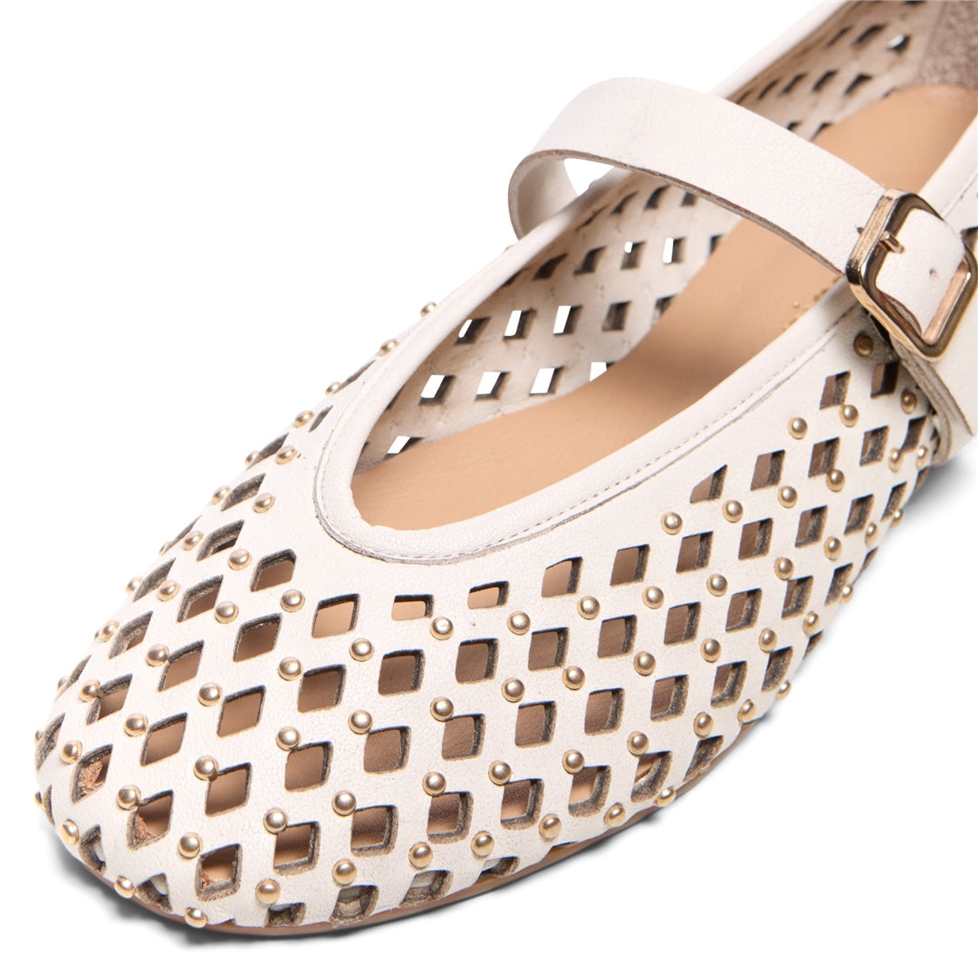 Lousca Off-White Leather Loafers